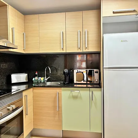 Sakura - Modern With Parking & Swimming Pool * Lloret de Mar