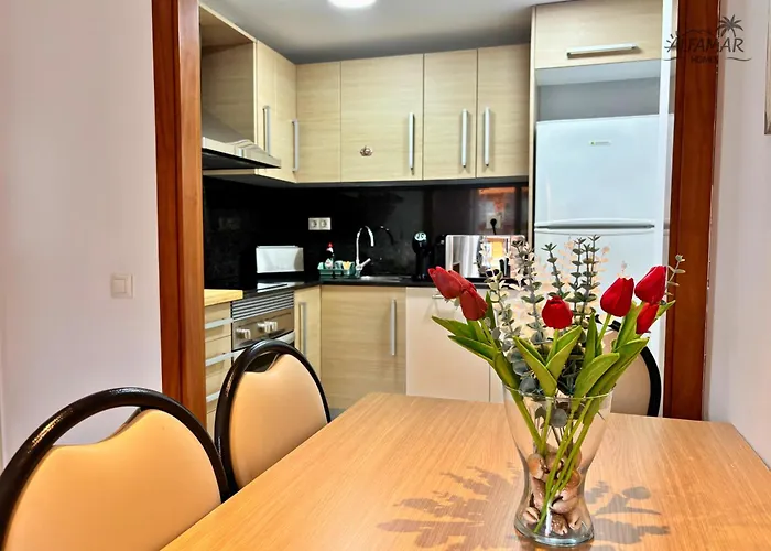 Sakura - Modern With Parking & Swimming Pool * Lloret de Mar